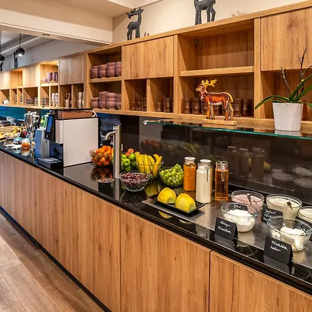 Weißbräu Hotel 4*