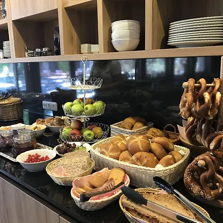 Hotel Weißbräu 4*
