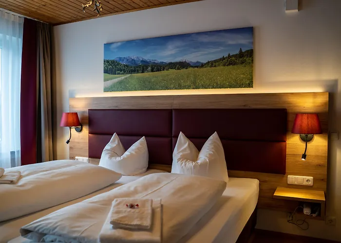 Hotel Weissbraeu 4*