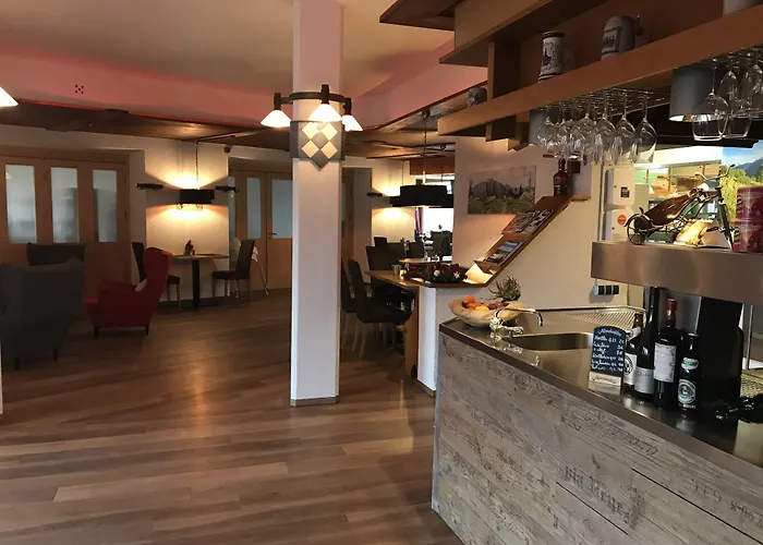 Hotel Weissbraeu 4*