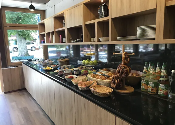 Hotel Weissbraeu 4*