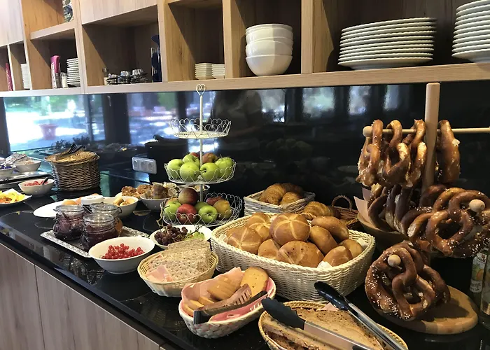 Hotel Weissbraeu 4*