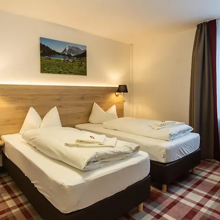 Weissbraeu 4* Oberhaching